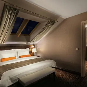 Cosmopolitan 5*, Praag Tsjechië