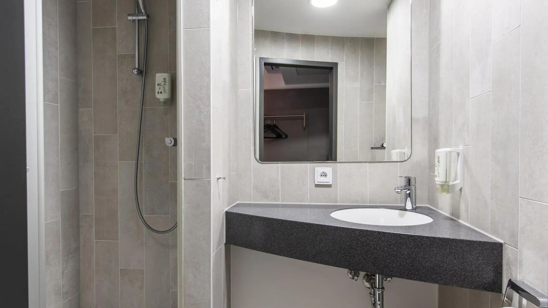 B&B Hotel Muenchen-Messe Aschheim 3*,