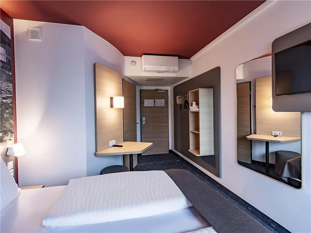 B&B Hotel Muenchen-Messe Aschheim 3*,